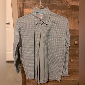 Cinch Button Up Shirt. Size Medium. Excellent condition!!